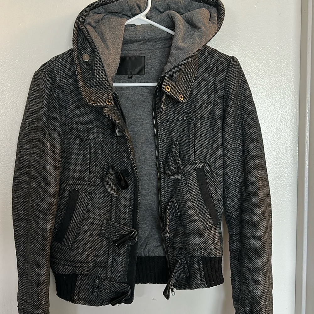 Gray/black jacket size XS. Brand MP Black. Zipper and buttons. Hood.